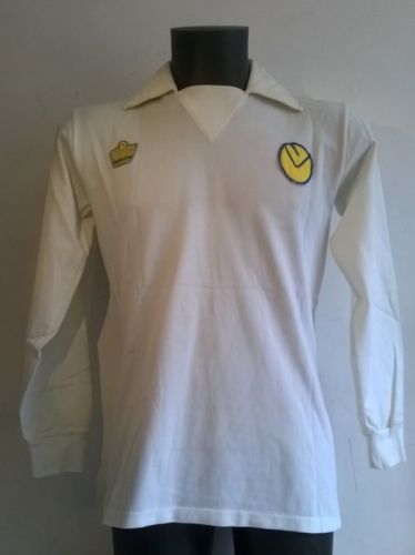 پیراهن اول Leeds United ۷۴-۷۵ (Carry-over)